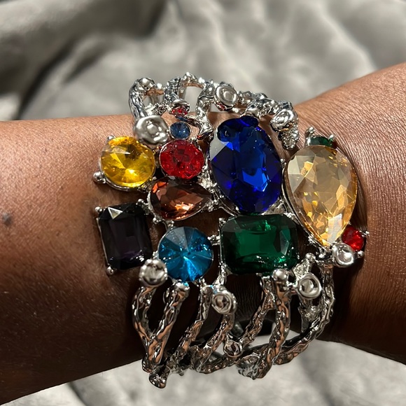 Cuff bracelet - Picture 3 of 3